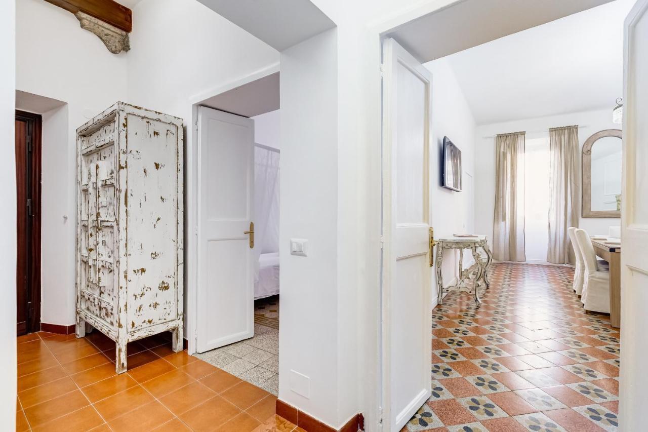 Spanish Square - Romedreamhome Экстерьер фото