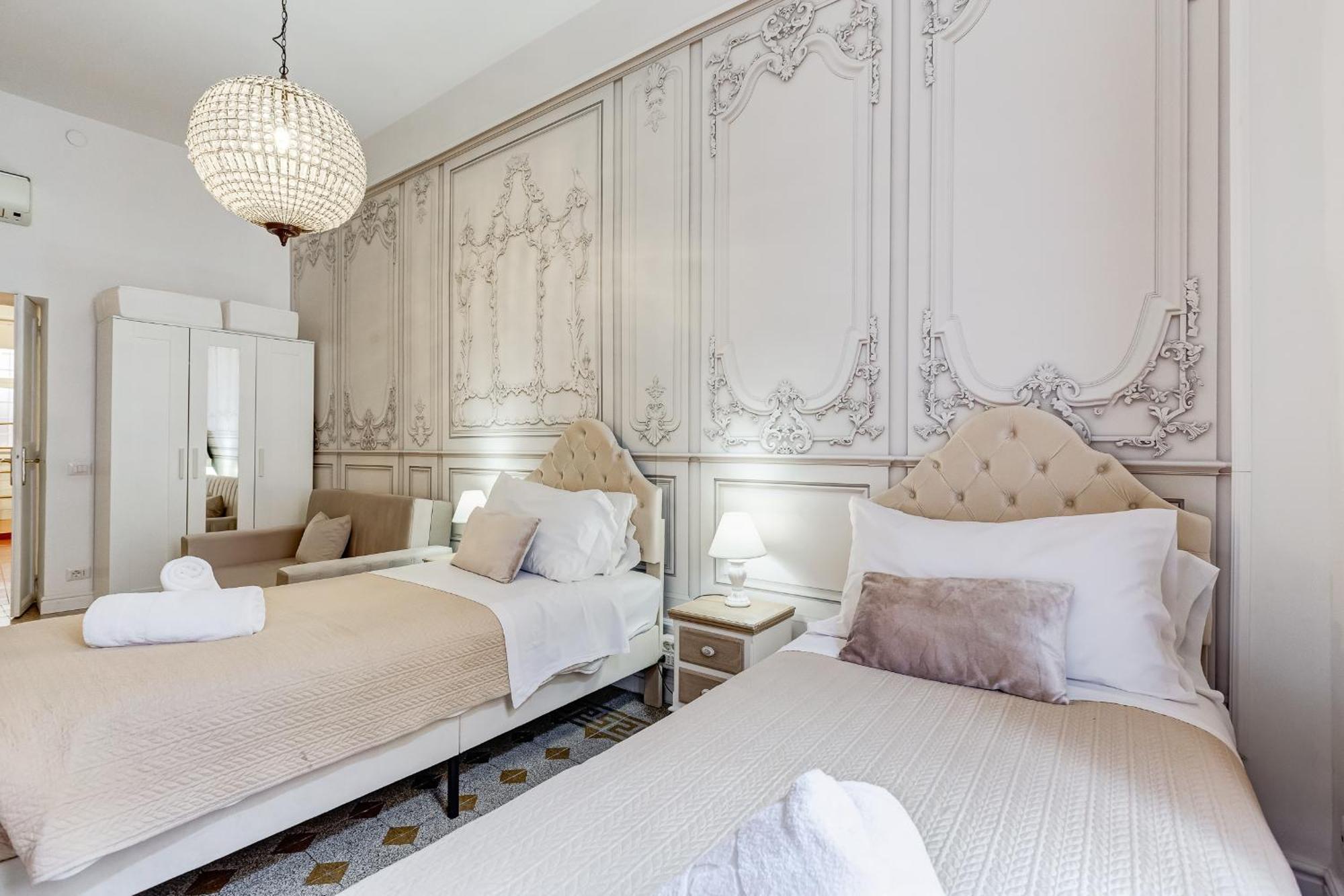 Spanish Square - Romedreamhome Экстерьер фото
