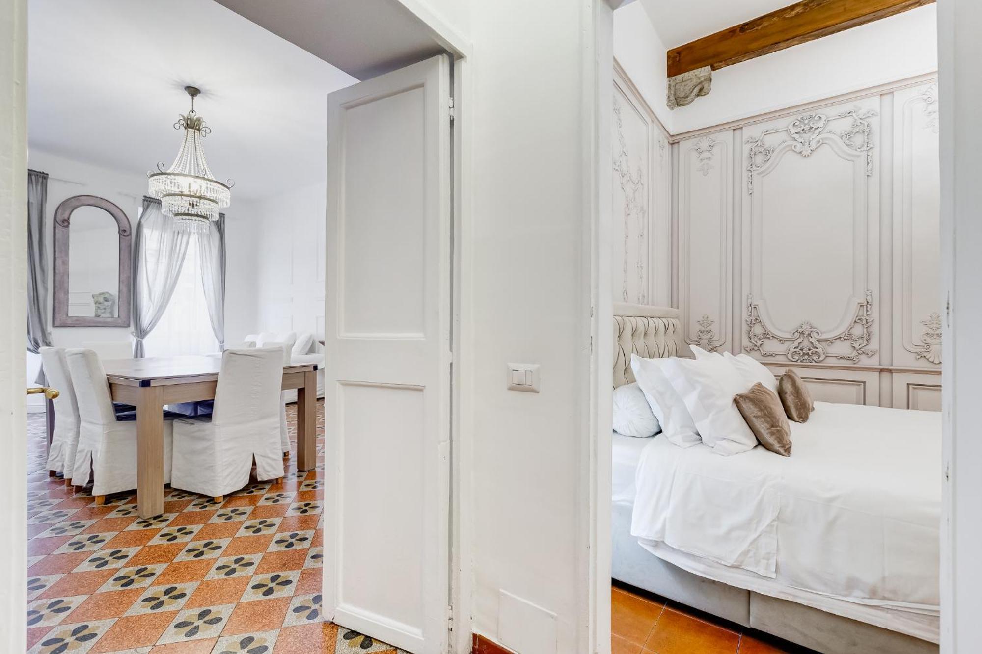 Spanish Square - Romedreamhome Экстерьер фото