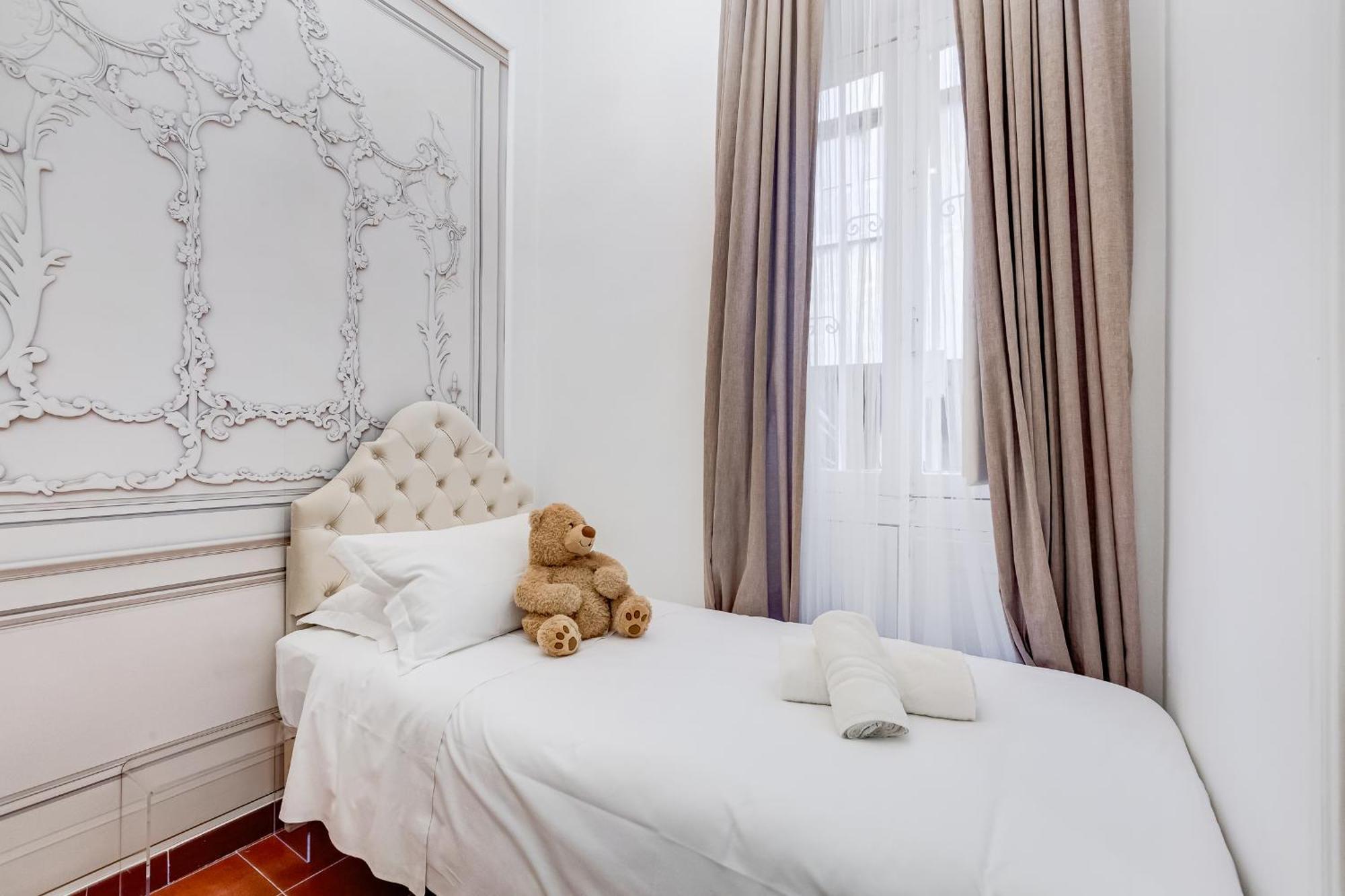 Spanish Square - Romedreamhome Экстерьер фото